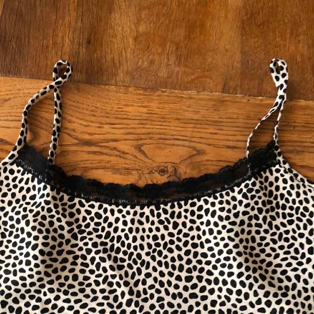 Secret Treasures cami    - Picture 3 of 5